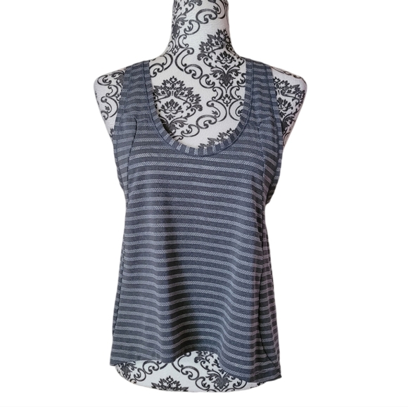 Zyia Active Nimbus Split Back Tank Top size medium​ - Picture 2 of 9